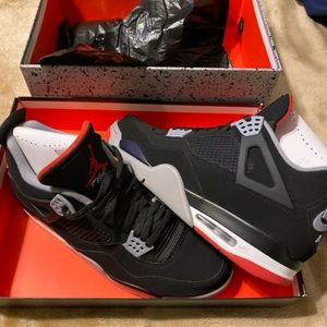 Jordan 4 Bred